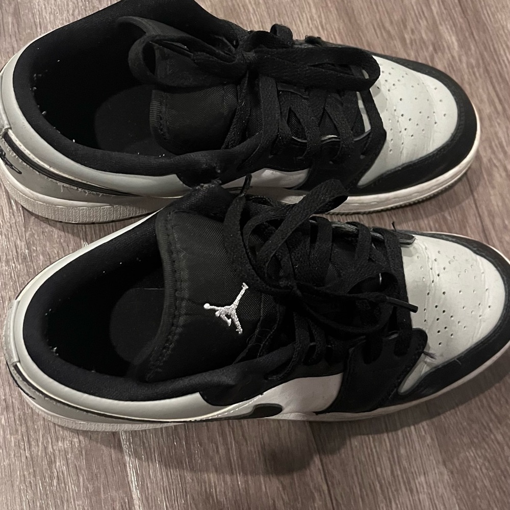 Air Jordan 1 Low Shadow Toe